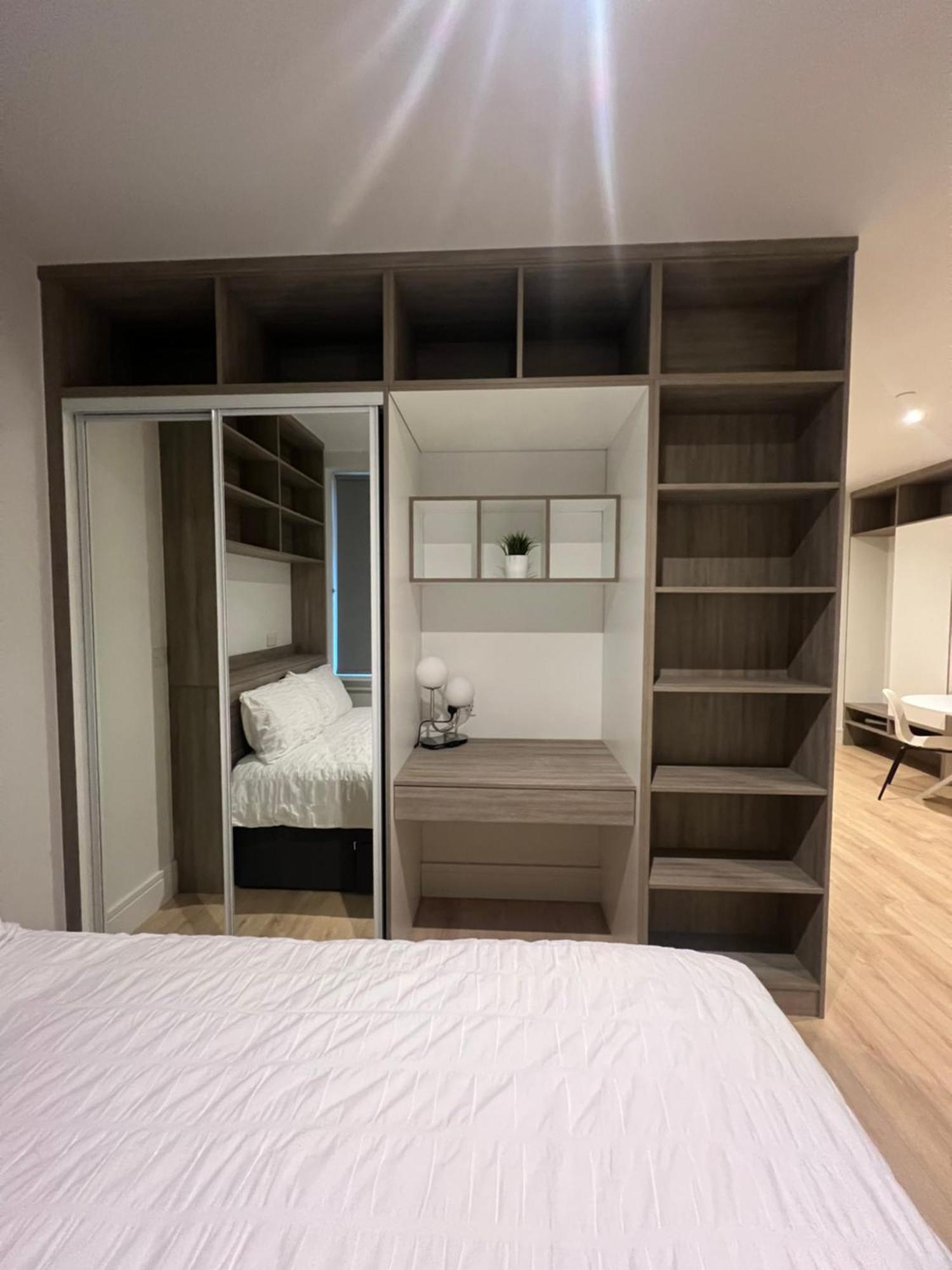 London Heathrow Airport Apartment Voyager House Terminal 12345 - Ev Electric And Parking Available! Hillingdon Exterior photo
